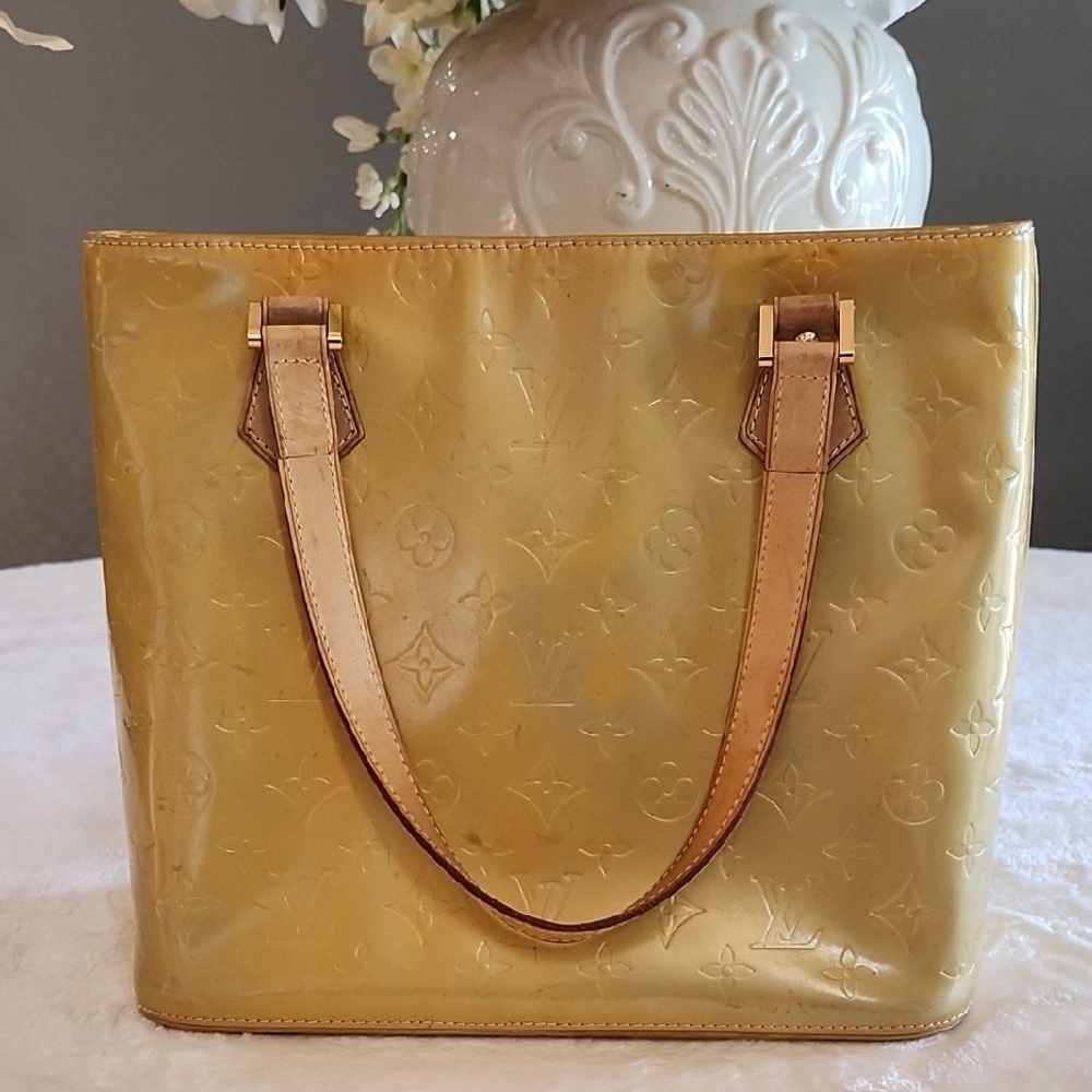 ‼️FINAL SALE‼️Louis Vuitton Gold Vernis